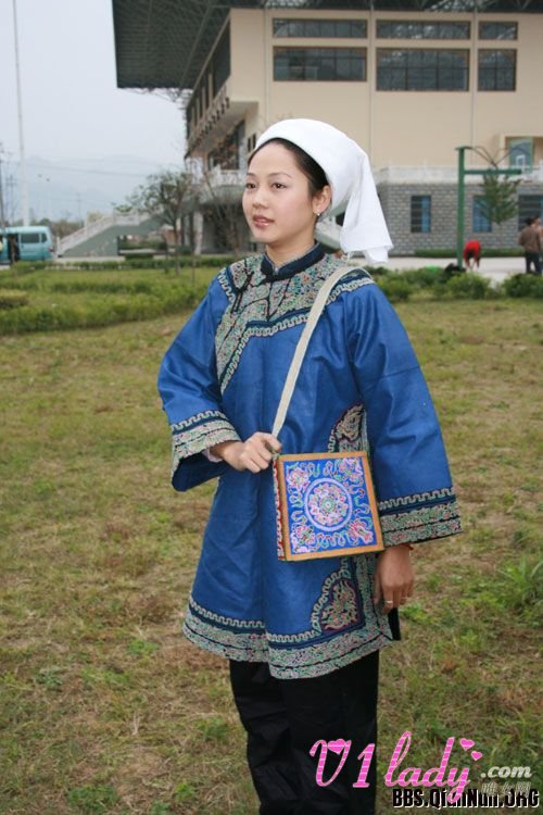 水族服饰特点及图片展示