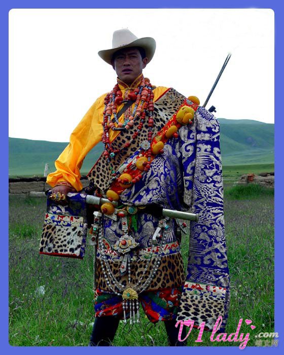 藏族服饰特点及图片展示