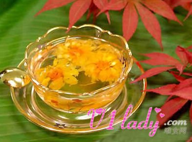 菊花茶泡久了变绿是怎么回事,还能喝吗?