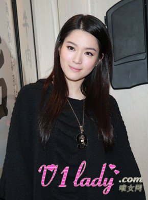 1小时就要到郭富城电话的性感美女苟芸慧个人资
