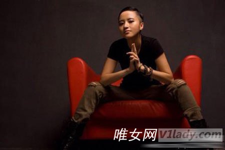 奶茶千金小姐蒋瑶嘉个人资料及家庭背景介绍及相片图片展示