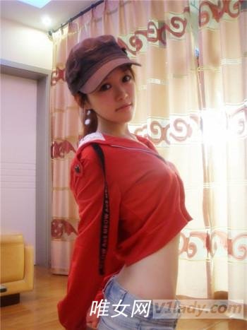 北影校花李依伊个人资料及相片写真集图片展示