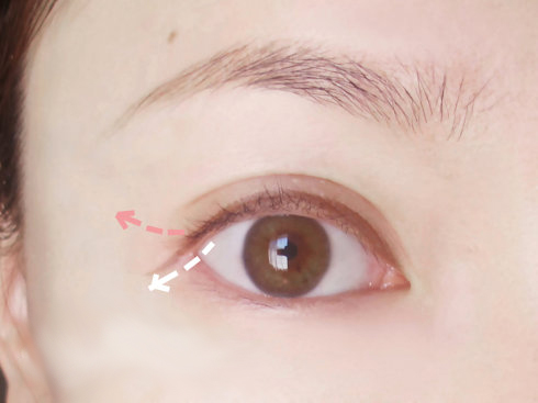 不用粉底和美瞳怎么化眼妆?