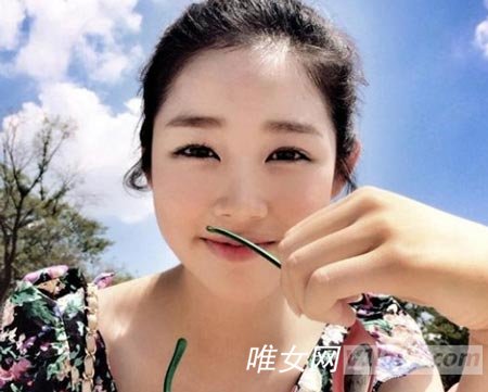 雪糕妹妹李炫臻个人资料及相片写真集图片展示