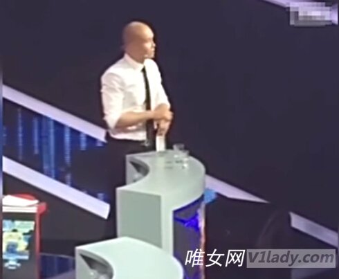 乐嘉醉酒《超演》录节目爆粗视频