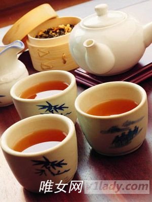 红茶和绿茶哪个有减肥的效果？