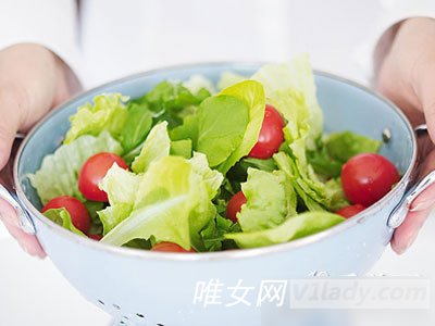 夏季水果减肥食谱之冰镇沙拉