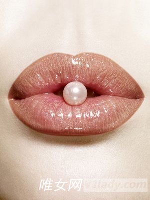 新娘妆之唇部护理方法图解