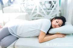 女人怀孕的不同时期有哪些不同反应