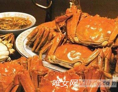 警惕!这些食物会让肌肤越来越差